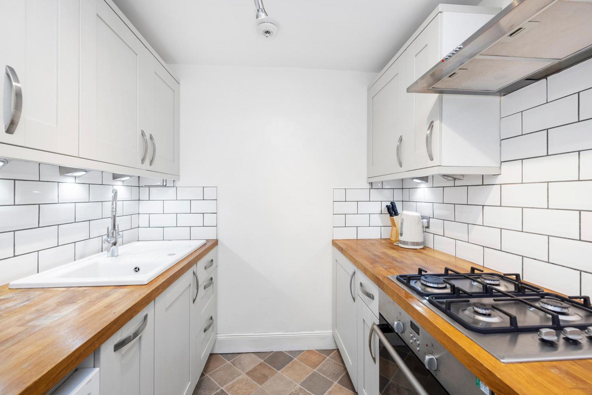 Joivy Modern Flat In City Centre - For Up To 3 Guests Lägenhet Edinburg Exteriör bild
