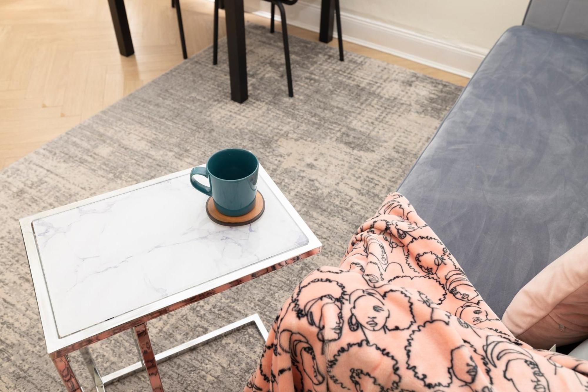 Joivy Modern Flat In City Centre - For Up To 3 Guests Lägenhet Edinburg Exteriör bild